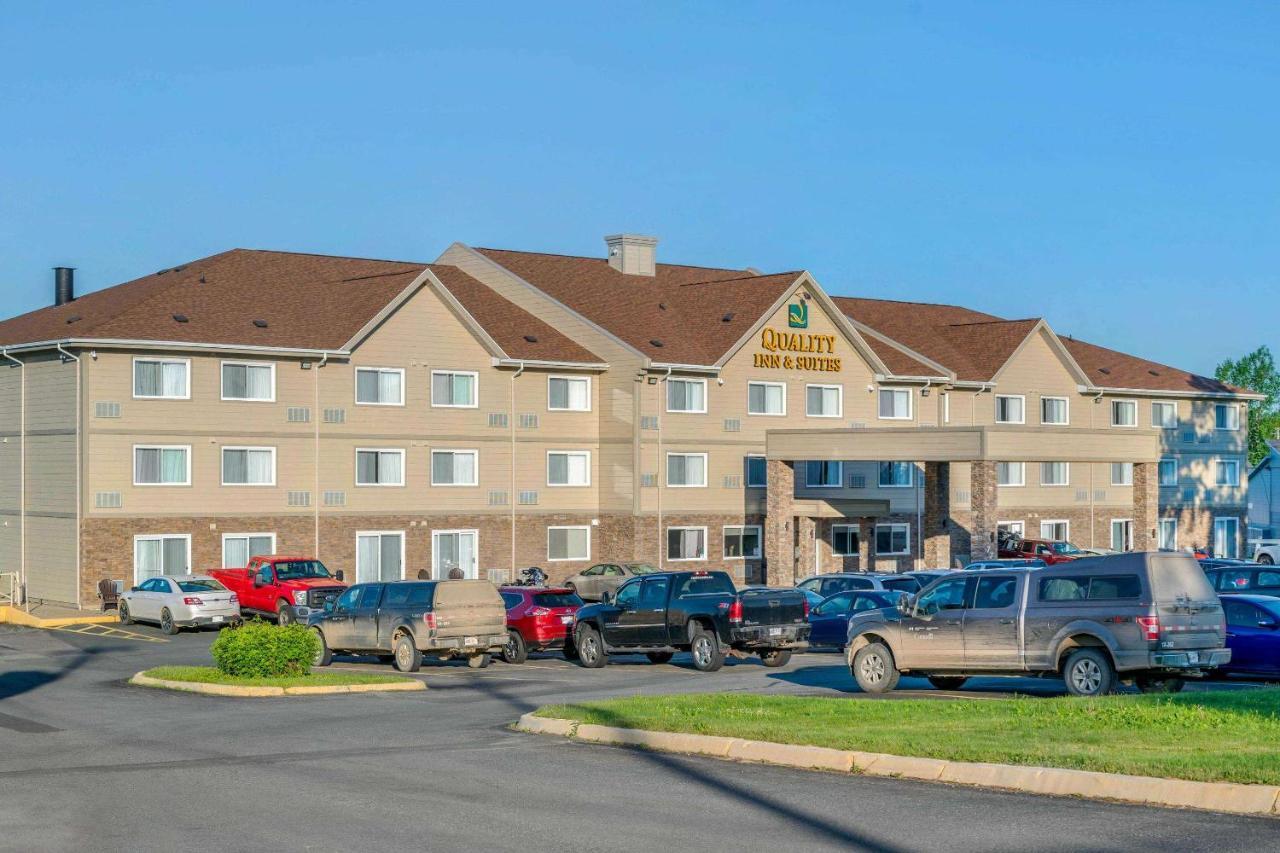 Quality Inn & Suites Bathurst Exterior photo